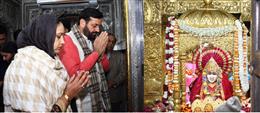 नववर्ष के अवसर पर मुख्यमंत्री ने अपनी धर्मपत्नी के साथ माता मनसा देवी मंदिर परिसर में की पूजा अर्चना