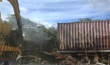    रूस में बस और ट्रक की टक्कर में 15 लोगों की मौत