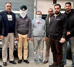 50,000 रुपए रिश्वत लेने के आरोप में सहायक टाउन प्लानर और आर्किटेक्ट विजिलेंस ब्यूरो द्वारा काबू