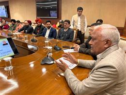 बरिंदर कुमार गोयल ने भूमि और जल संरक्षण विभाग के 21 नए नियुक्त उम्मीदवारों को सौंपे नियुक्ति पत्र