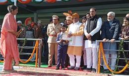 निपुण हरियाणा स्पर्धा में रोहतक जिला में प्रथम रहे तैमूरपुर गांव के हारुन गणतंत्र दिवस पर सम्मानित