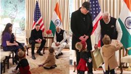 पीएम मोदी ने एलन मस्क के तीन बच्चों को किताब भेंट की 