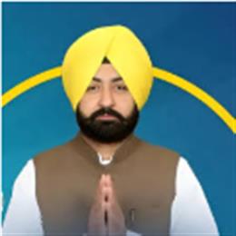युवाओं को रोजगार देने के अभियान के तहत मंडिया ने जल आपूर्ति और स्वच्छता विभाग में 44 उम्मीदवारों को नियुक्ति पत्र सौंपे