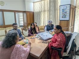 डॉ. बलजीत कौर ने विभाग की योजनाओं की समीक्षा की, सरकारी लाभ जनता तक पहुँचाने पर दिया जोर