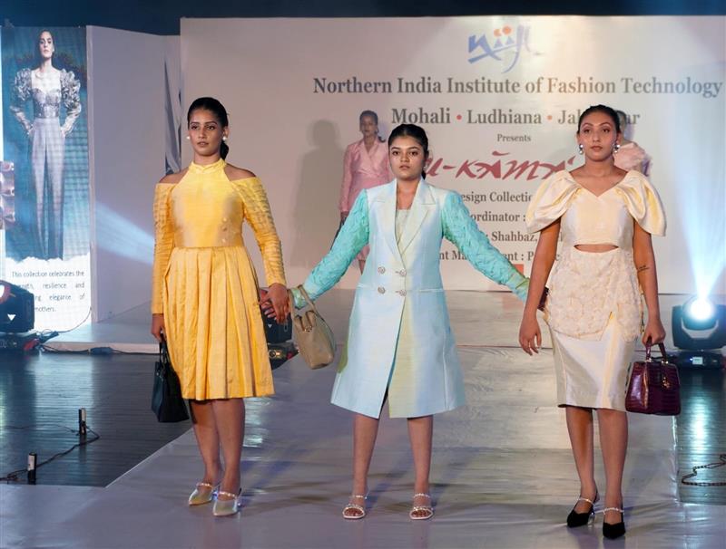 अनुकामा 24 में एनआईआईएफटी  स्टूडेंट्स द्वारा तैयार किए गए क्रिएशंस को पेश किया गया
